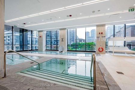 19 Western Battery Road #1912 - Photo 5