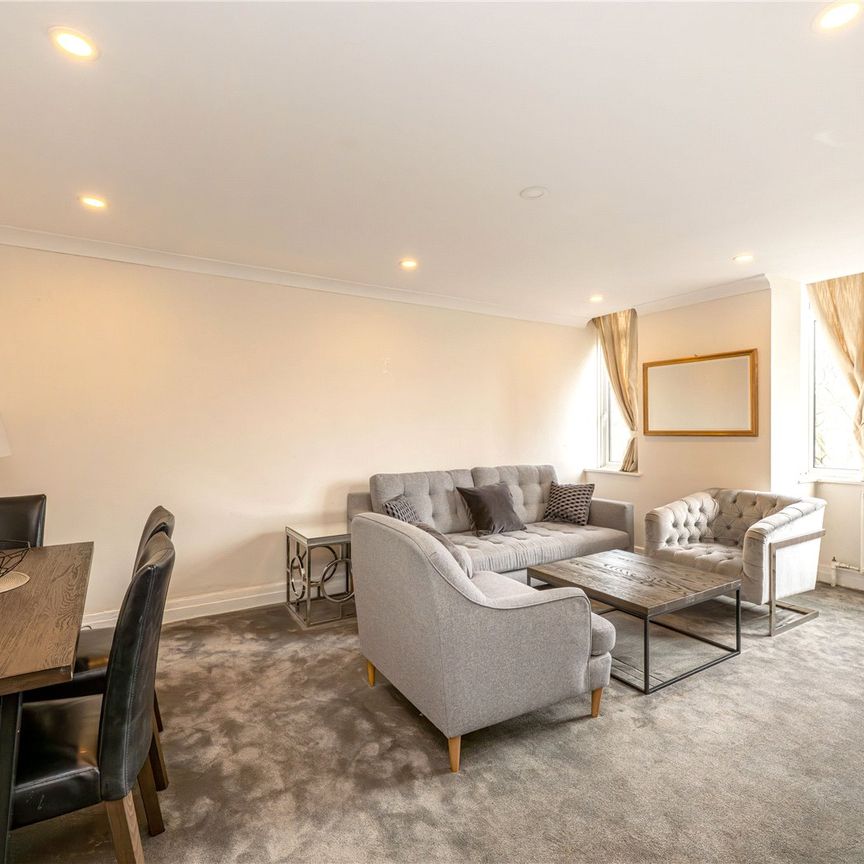 A Newly Refurbished Two Bedroom Apartment Located on Sloane Street for short let - Photo 1