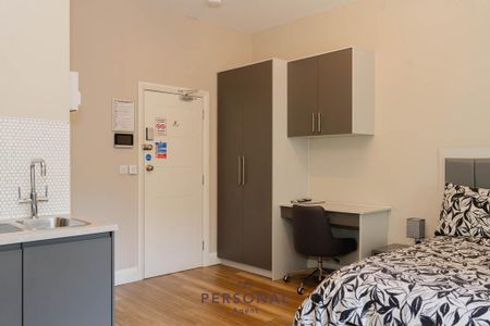 Studio to rent - Photo 2