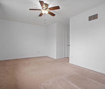 For Lease - 605 Skinner Avenue, Newmarket, Ontario - Photo 2