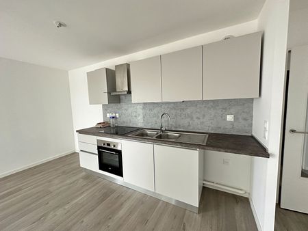 Location Appartement 3 pièces 63m² - Photo 4