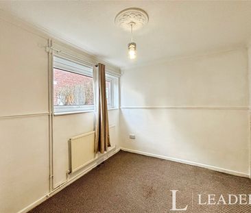 property to rent Long Banks, Harlow, CM18 - Photo 2
