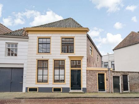 Te huur: Huis Vismarktstraat in Geertruidenberg - Photo 2