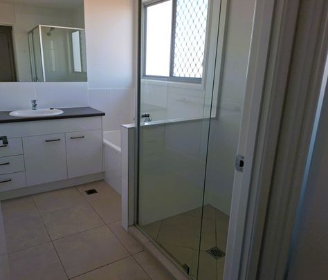 1 Kirrama Ct, Mango Hill QLD 4509 - Townhouse For Rent - $630 | Domain - Photo 1