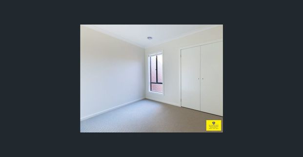 Brand new, 3 bedroom house, 2 bathroom available for lease! - Photo 1