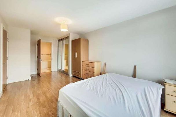 Clapham Park Road, Clapham, SW4 - Photo 1
