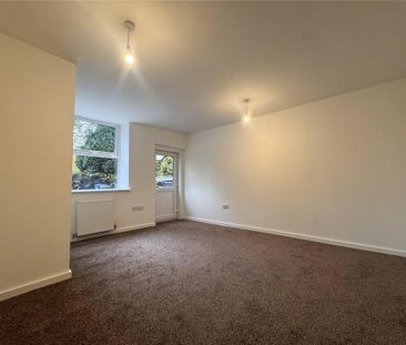 4 bedroom terraced house to rent - Photo 1