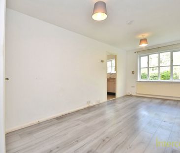 Rushes Court, CM23, Bishops Stortford - Photo 1