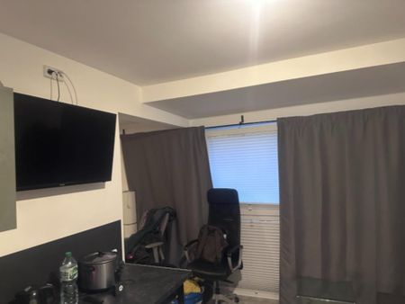 Modernly furnished apartment in Prenzlauer Berg - Photo 2