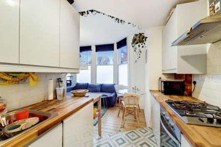 1 bedroom apartment to rent - Photo 4