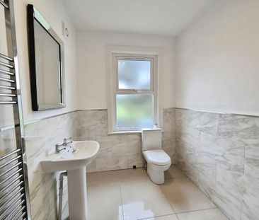 2 bedroom maisonette to rent - Photo 4