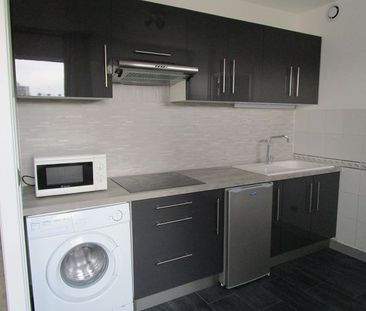 Location Appartement 1 pièce 33m² REIMS 51100 - Photo 4