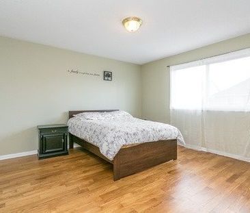 For Lease - 11 Bobolink Avenue, Toronto, Ontario - Photo 2