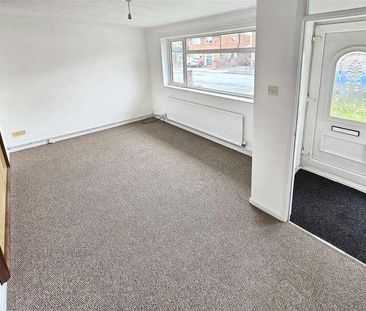 Hillary Road, Rushden, Northants, NN10 - Photo 2