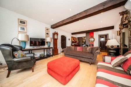 Wapping High Street - Photo 3