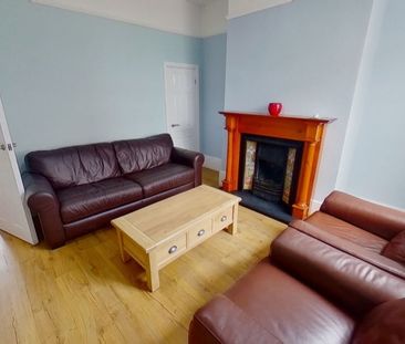 Room in a Shared House, Broomfield Terrace, LS6 - Photo 2