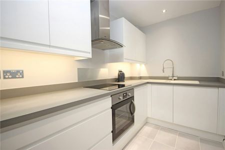 Dorchester Court, Dexter Close, St. Albans, St. Albans, AL1 5WD - Photo 5