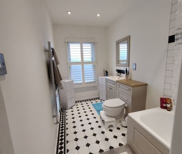 Room in a Shared Flat, Martell Road, SE21 - Photo 6