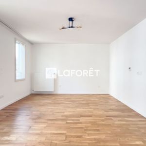 Apartment - Photo 2