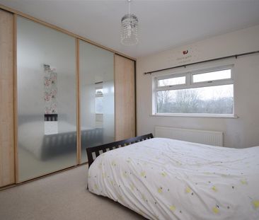 The Avenue, Wakefield - Photo 6