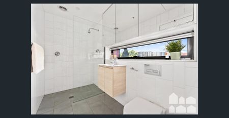 Stylish, Light-Filled Living in a Boutique Block - Photo 3