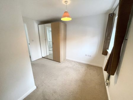 Heraldry Way - Photo 2