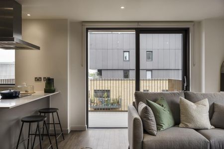 3 bedroom apartment to rent - Photo 4