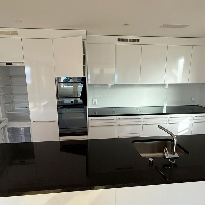 Sie können sofort einziehen – Aussichtslage – 4.5 Zimmer mit toller Ausstattung - Foto 1