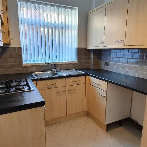 2 bedroom terraced house to rent - Photo 1