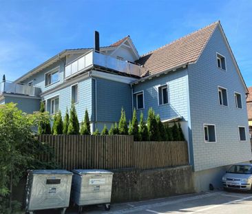 Sehr gepflegte 3,5-Zi.-Wohnung mit grosser Terrasse - Photo 1