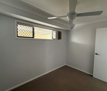 Modern Two-Bedroom Home with Solar Savings - Photo 6