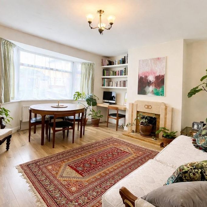1 bedroom flat to rent - Photo 1