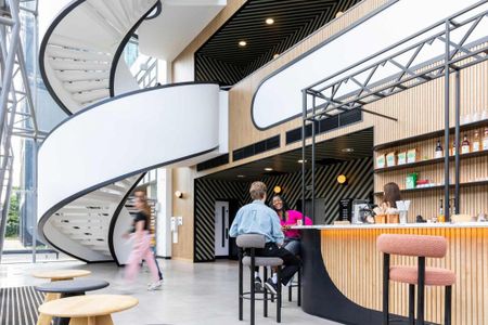 Studio to rent - Photo 2