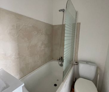 Location Appartement 2 pièces 27m² - Photo 3