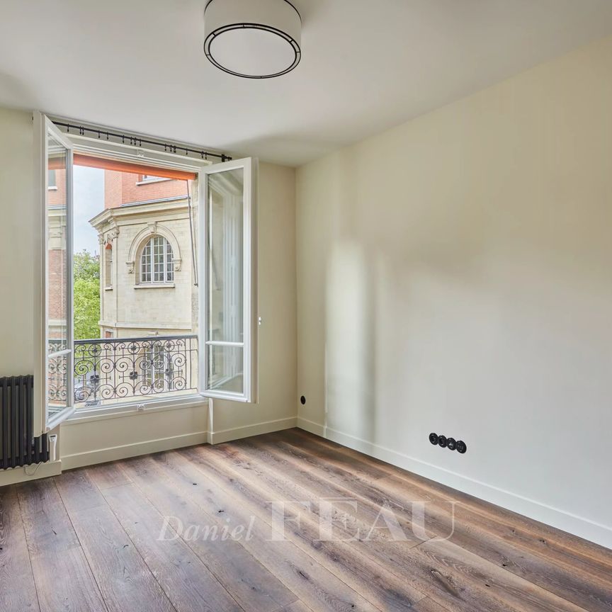 Location appartement, Paris 7ème (75007), 4 pièces, 88.01 m², ref 85373513 - Photo 1