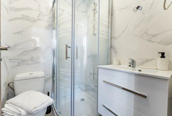 Calle del Arenal, Madrid, Community of Madrid 28013