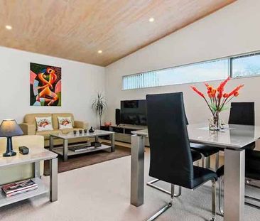 Modern 3-Bedroom Family Home – Quiet, Spacious - Photo 4