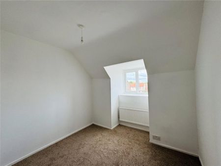 2 bedroom semi-detached house to rent - Photo 3