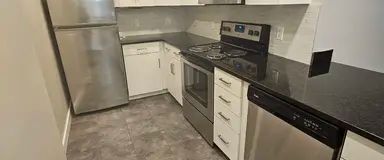 Apartment for rent at 16315 96 Avenue Northwest | 16315 96 Avenue Northwest, Edmonton - Photo 1
