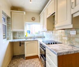 2 BEDROOM House - Mid Terrace - Photo 3