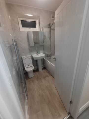 Allport Road, Wirral - Photo 2