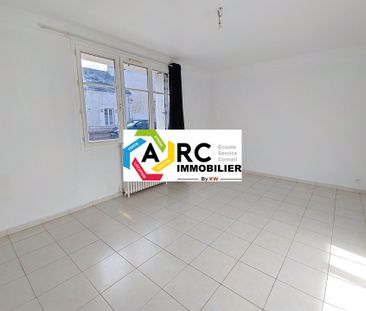 Location Appartement 4 pièces 90m² ST JEAN DE LA RUELLE 45140 - Photo 1