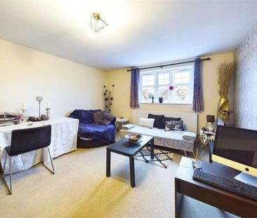 Hersham Road, Walton On Thames, KT12 - Photo 2