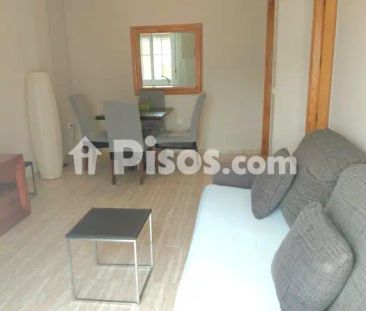 Piso en alquiler en Calle de los Nogales - Foto 1