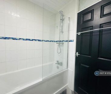 3 bedroom terraced house to rent - Photo 6