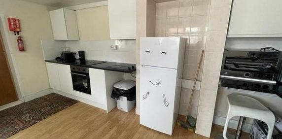 1 bedroom house to rent - Photo 2