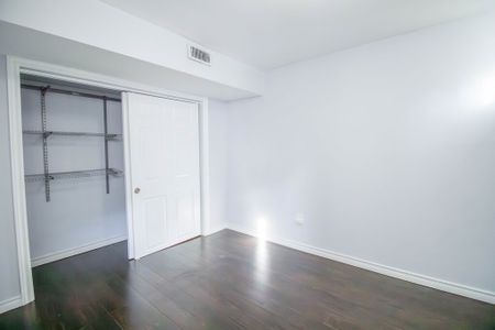 **ALL UTILITIES INCLUDED** 2 Bedroom Unit in the North End!! - Photo 5