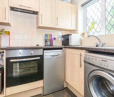 2 bedroom terraced to rent - Photo 6