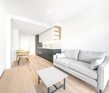 Studio to rent - Photo 2