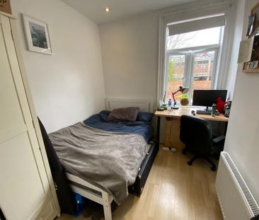 4 bedroom house share to rent - Photo 5